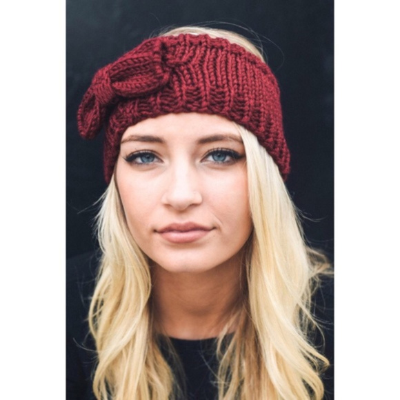 Blancheaux Boutique Accessories - Crimson Knit Headband